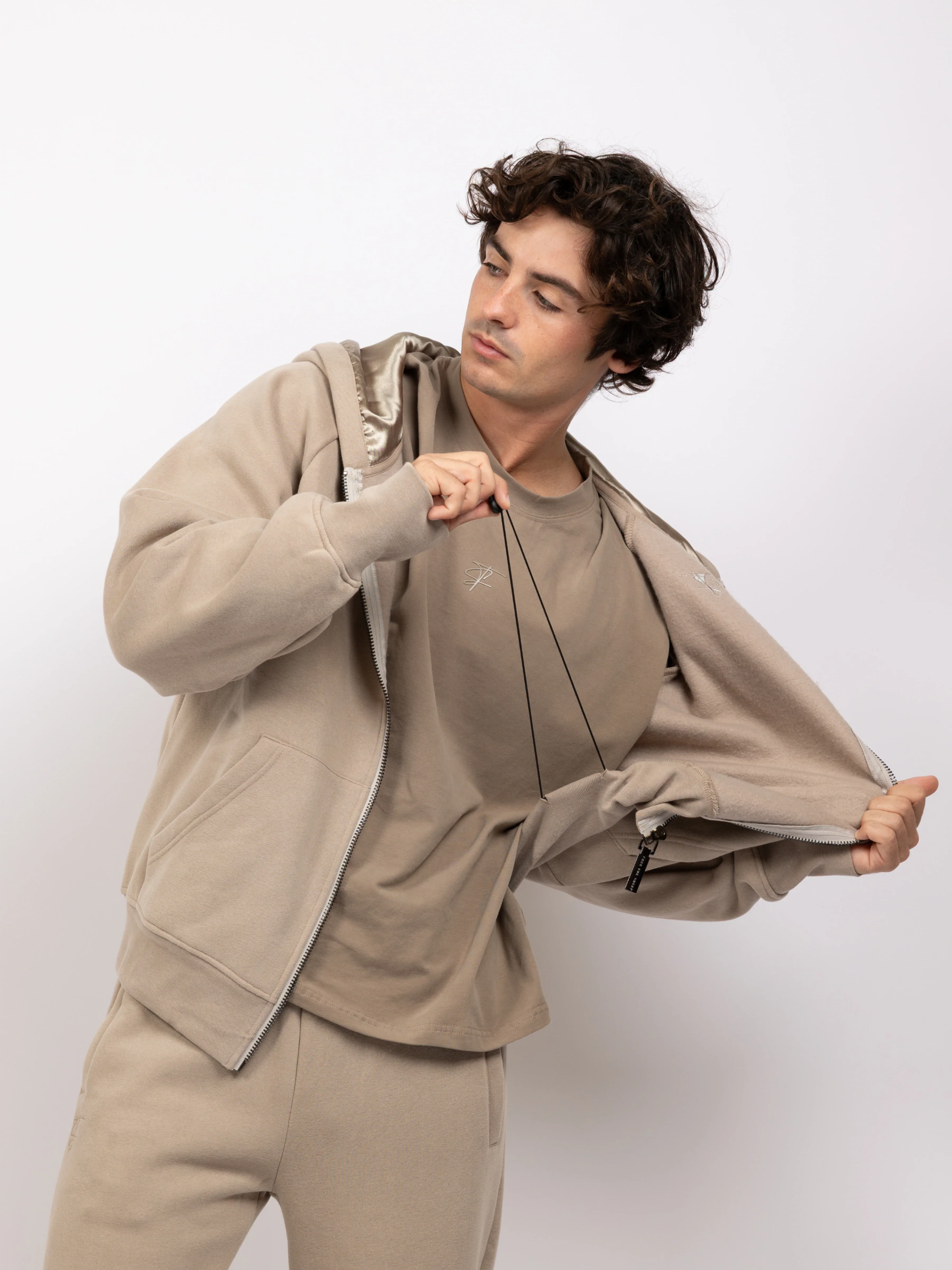 Aether Hoodie - Image 30
