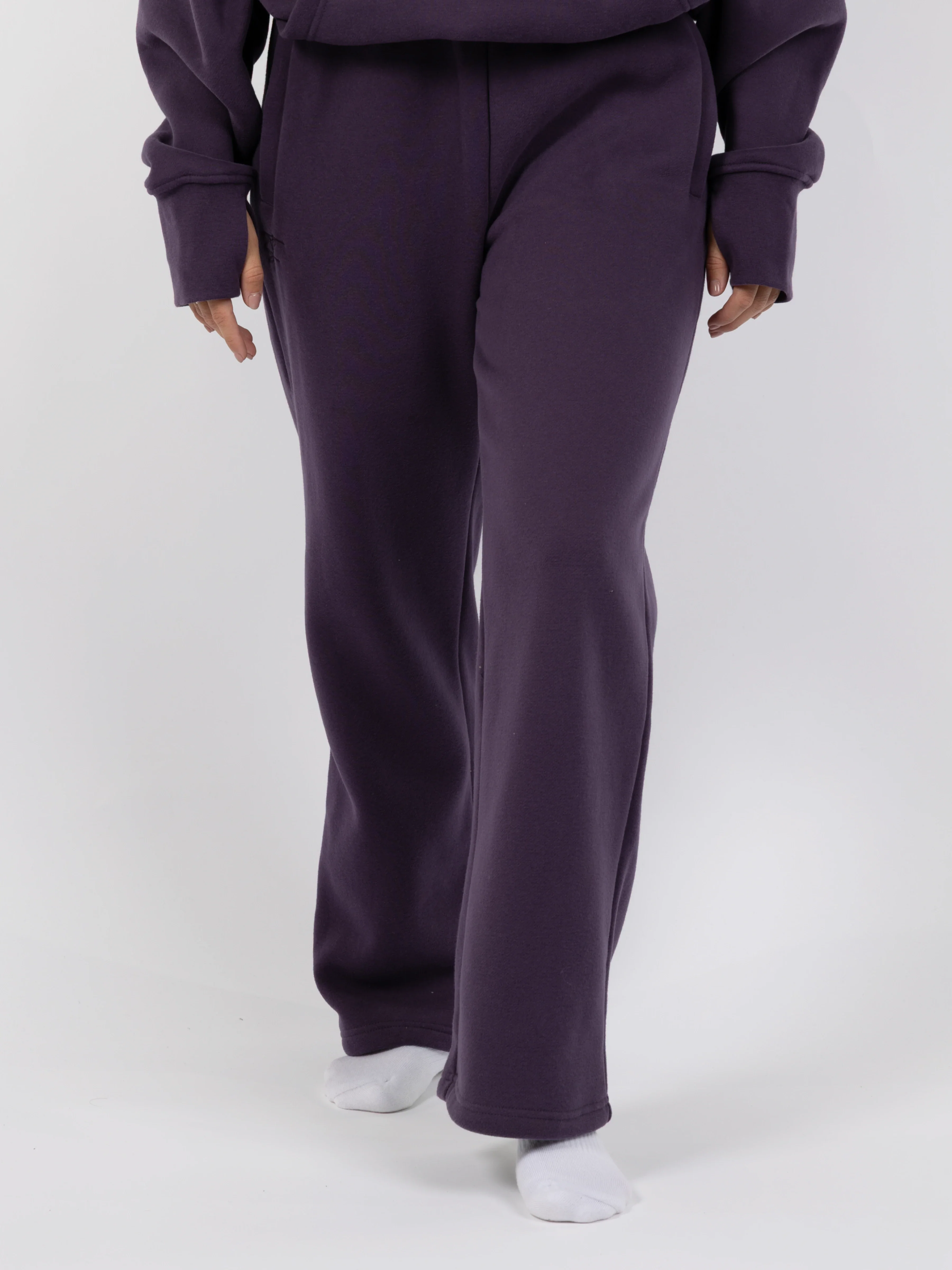 Aether Sweatpants - Image 119