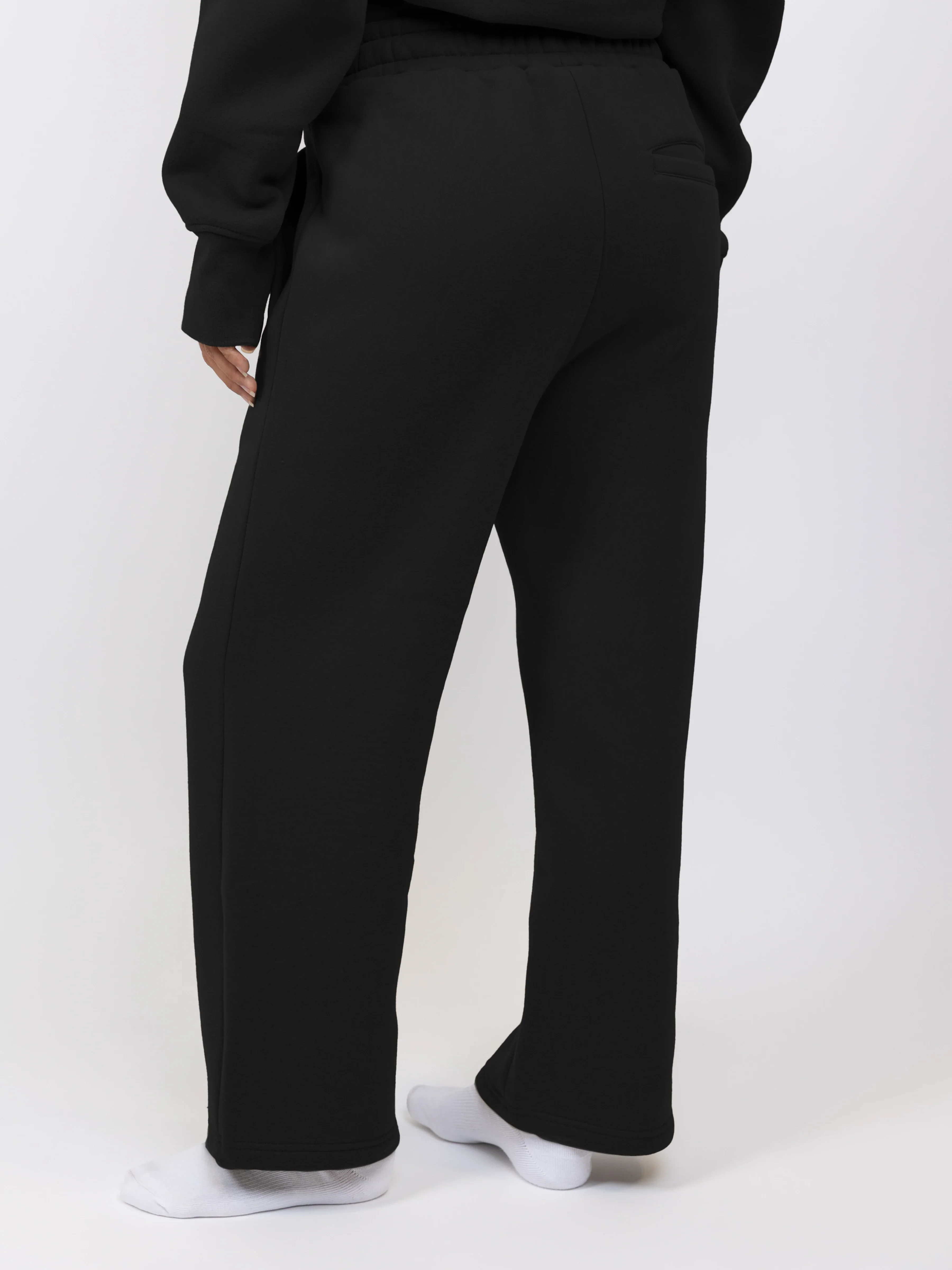 Aether Sweatpants - Image 18