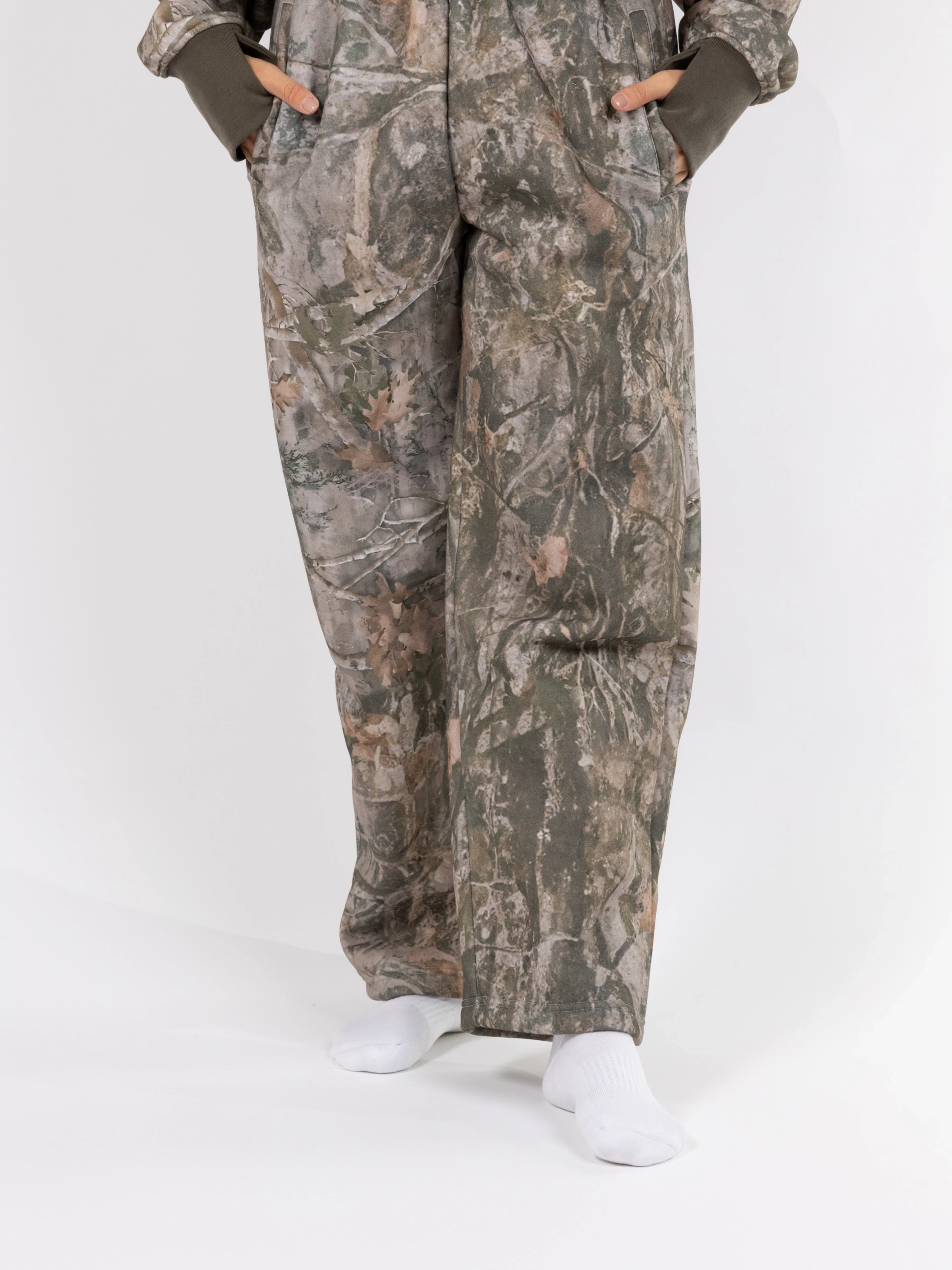 Aether Sweatpants - Image 35