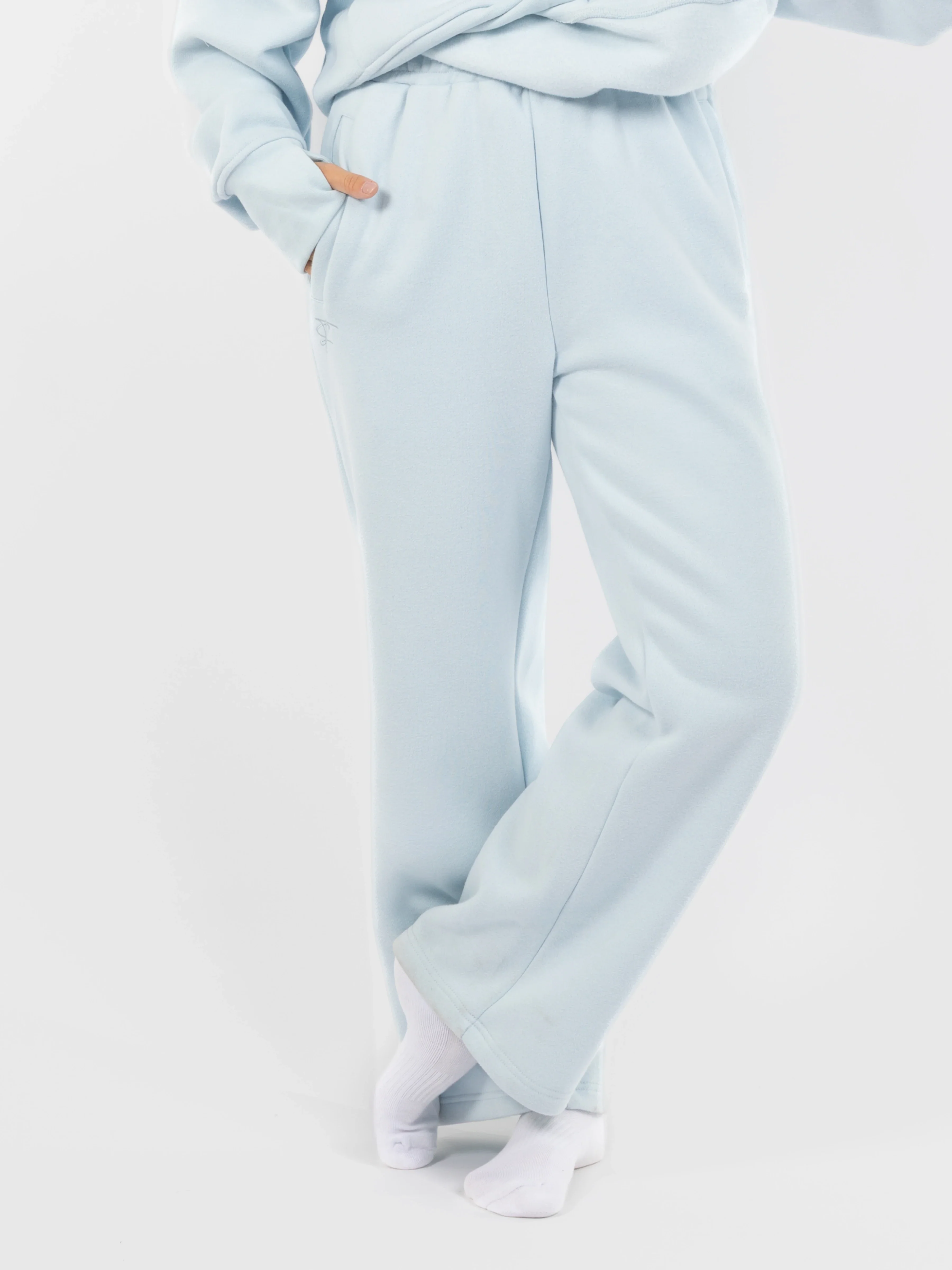 Aether Sweatpants - Image 55