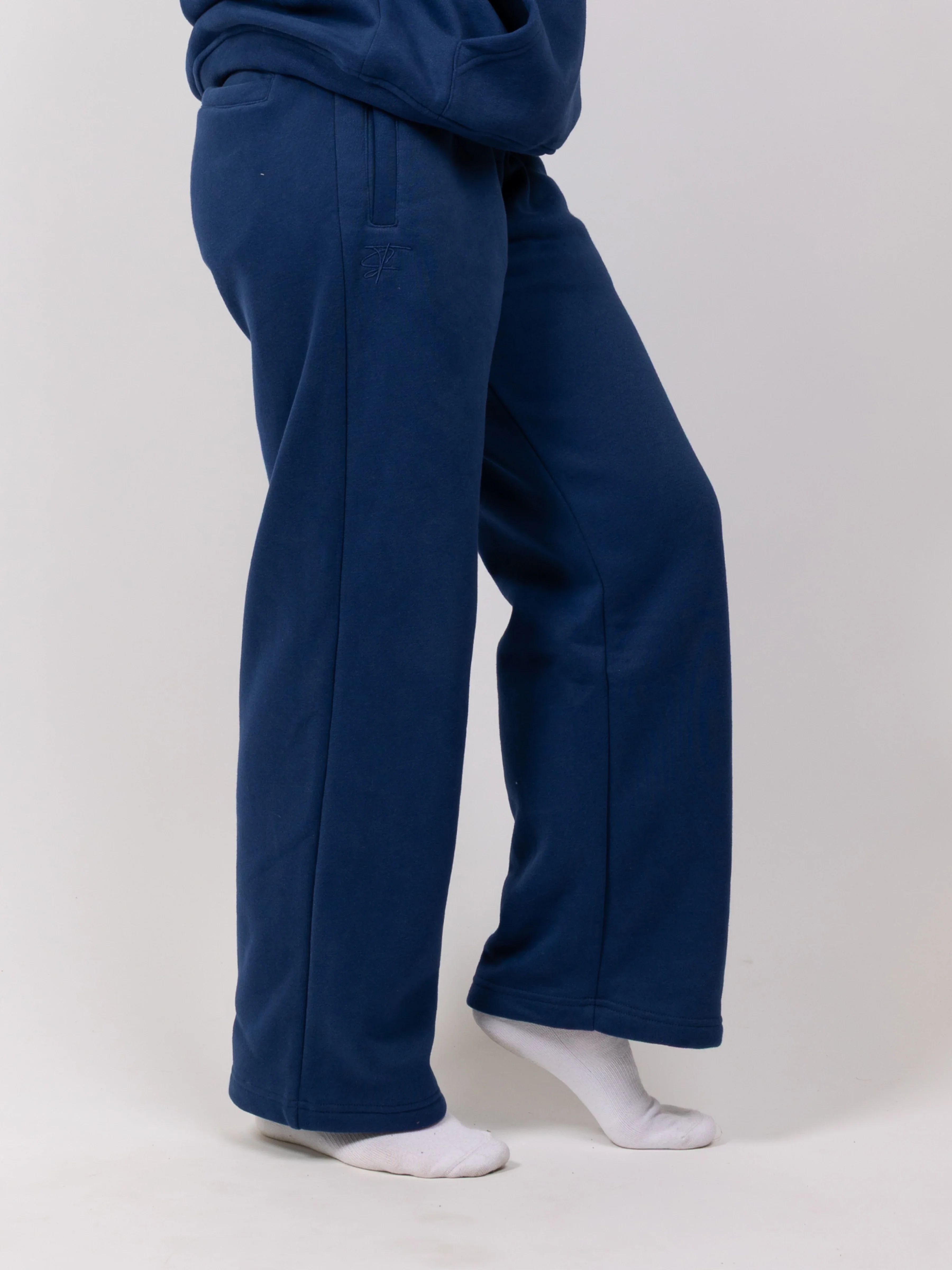 Aether Sweatpants - Image 91