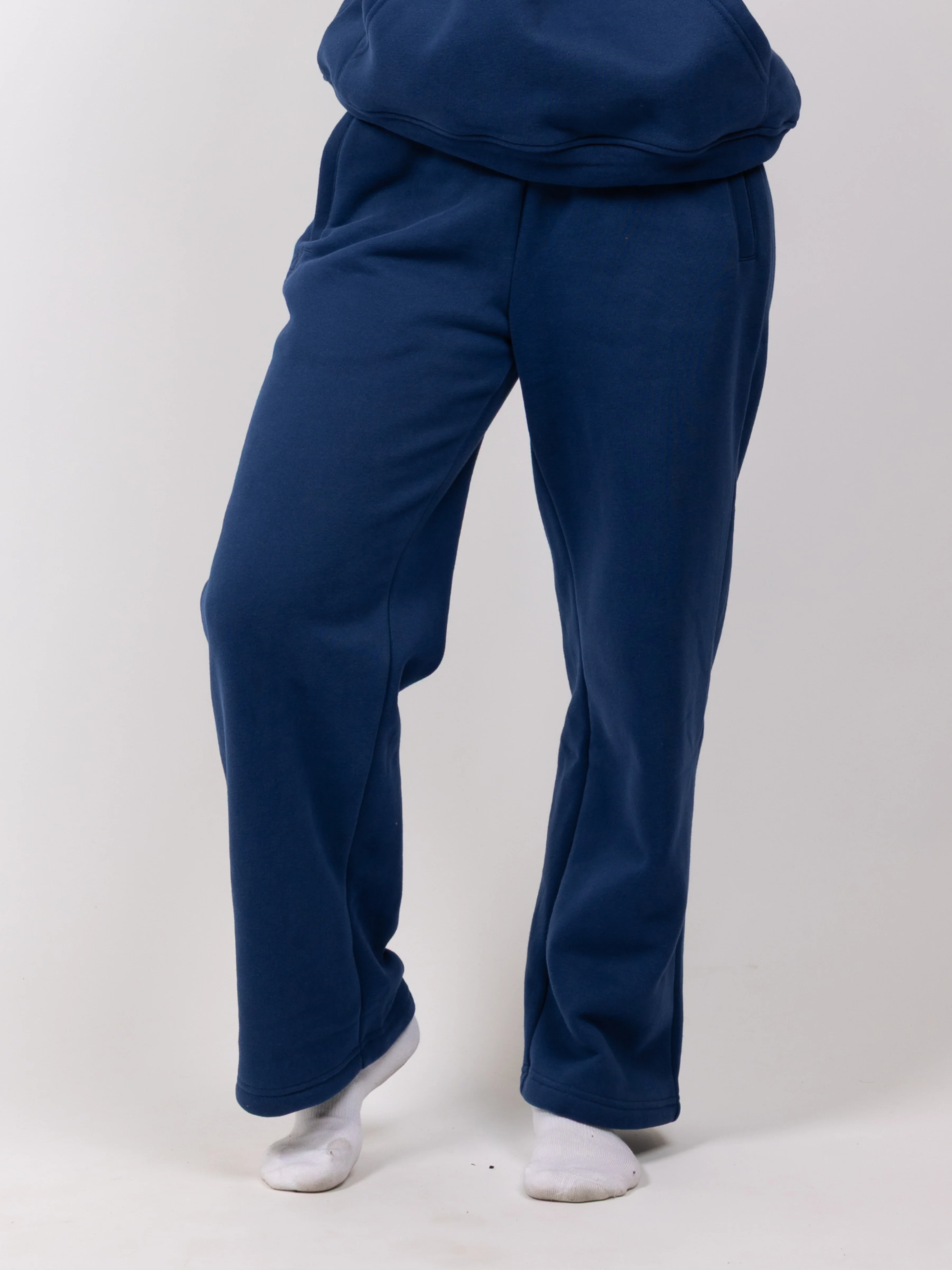 Aether Sweatpants - Image 93